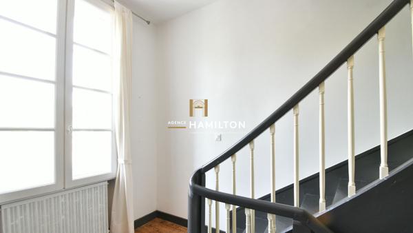 MAISON BOURGEOISE AVEC JARDIN INTIMISTE, GARAGE, PISCINE Albi