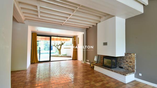 MAISON BOURGEOISE AVEC JARDIN INTIMISTE, GARAGE, PISCINE Albi