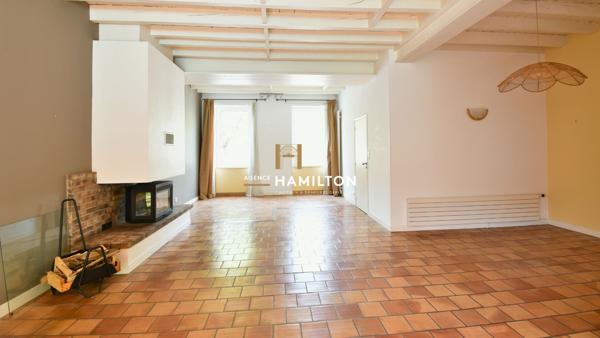 MAISON BOURGEOISE AVEC JARDIN INTIMISTE, GARAGE, PISCINE Albi