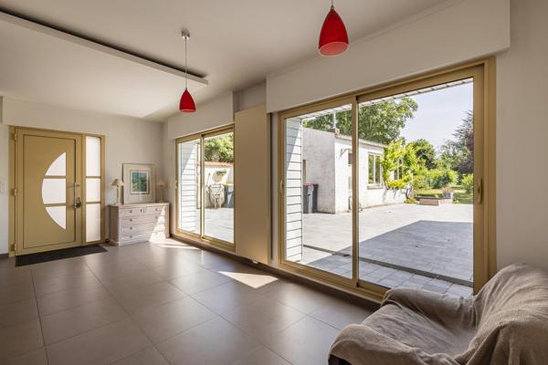 Maison 292m2 habitables entièrement rénovée