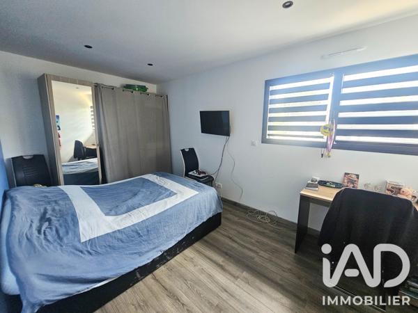 Maison à vendre 6 pièces 162 m² Saint-Méen-le-Grand