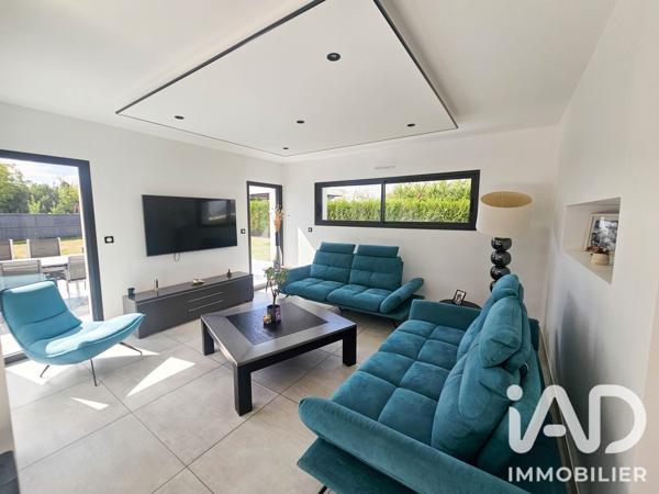 Maison à vendre 6 pièces 162 m² Saint-Méen-le-Grand