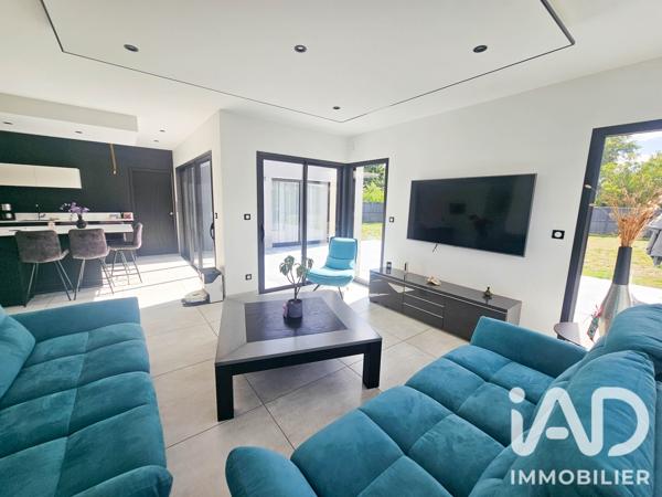 Maison à vendre 6 pièces 162 m² Saint-Méen-le-Grand