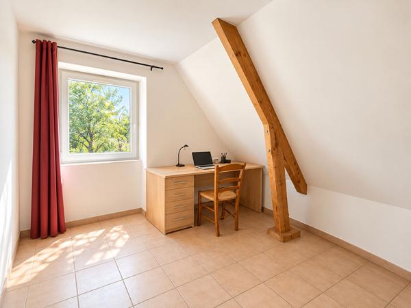 MAISON EN PIERRE -155 m² -5 CHAMBRES -TERRAIN 1,09 HA -HANGAR 133 m² -GIGNAC Gignac