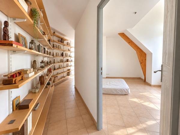 MAISON EN PIERRE -155 m² -5 CHAMBRES -TERRAIN 1,09 HA -HANGAR 133 m² -GIGNAC Gignac