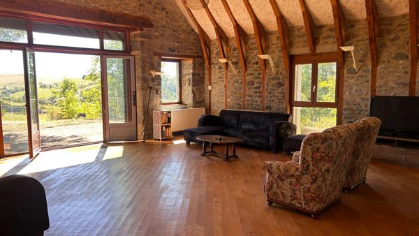 Domaine d'exception +500 m² sur 1,7 ha, Vue panoramique Aubrac, Idéal Gîte ou Grande Demeure Laguiole