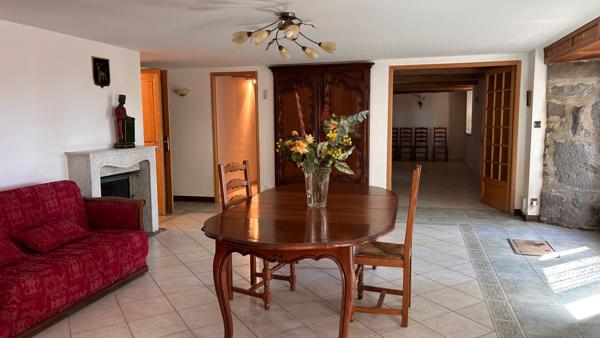 Domaine d'exception +500 m² sur 1,7 ha, Vue panoramique Aubrac, Idéal Gîte ou Grande Demeure Laguiole