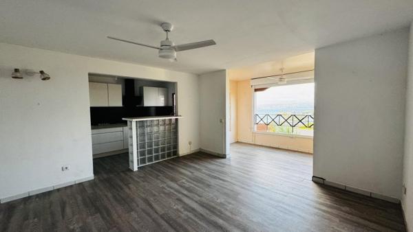 Vente / Appartement T3 à Les Trois-Îlets (97229)