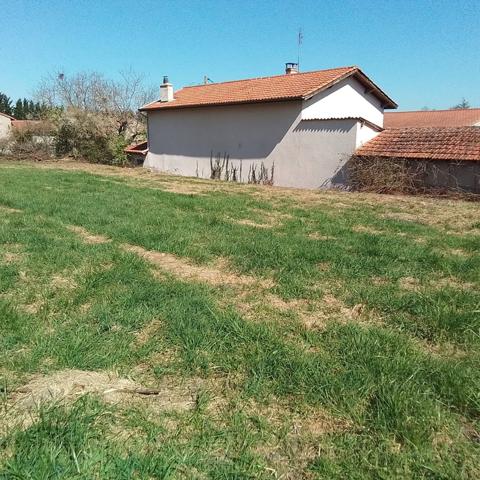 Agréable Fermette de 97 m² avec grange et dépendances sur 6 hectares 7