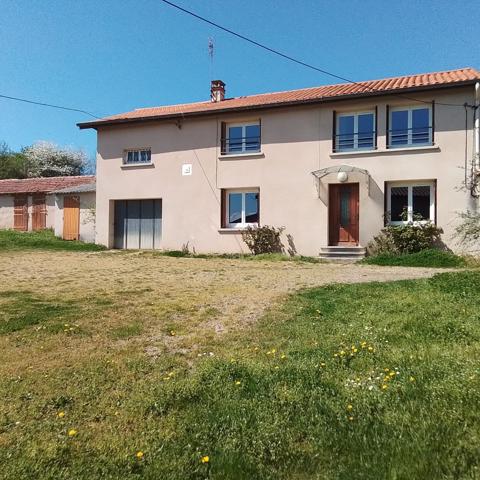 Agréable Fermette de 97 m² avec grange et dépendances sur 6 hectares 7