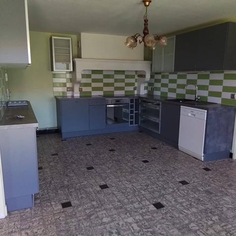 Agréable Fermette de 97 m² avec grange et dépendances sur 6 hectares 7