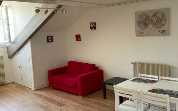 Appartement à vendre    3 pièces • 59,75 m2 Saint-Étienne