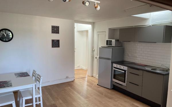 Appartement à vendre    3 pièces • 59,75 m2 Saint-Étienne