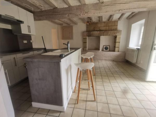 Maison restaurée à vendre à Chouzé-sur-Loire dans l'Indre-et-Loire (37140), ref : 37049-82