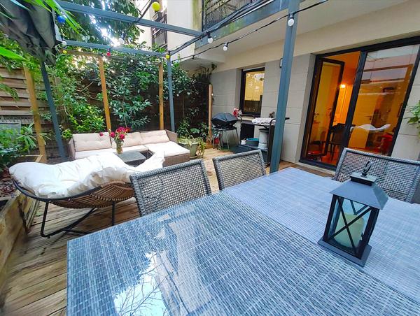 Terrasse exceptionnelle au coeur de Paris