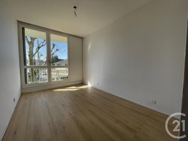 Appartement F5 à vendre  5 pièces - 97,47 m2 VILLEPARISIS - 77