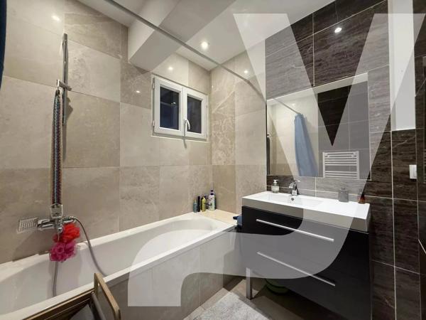 Villa contemporaine - 83550 Vidauban - Réf 85283096