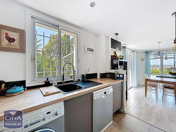 Maison à vendre 4 pièces 85.71m² Saint-Raphaël (83700)