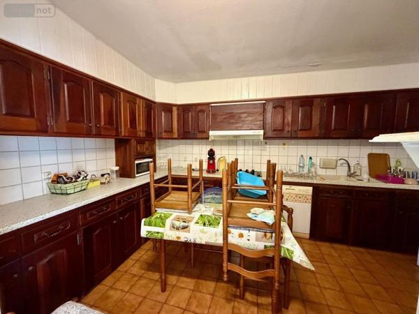 Maison à vendre à Saint-Paul à la Réunion (97460), ref : 97409-295