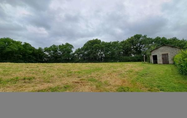 Vente Propriété à rénover Mazieres-en-gatine   