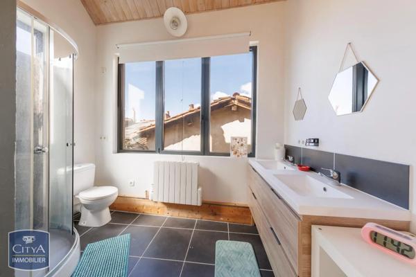 Appartement à vendre 3 pièces 105.9m² Thiers (63300)