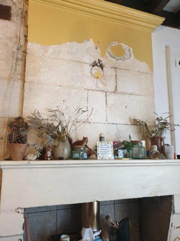 🏡 CHALAIS (16) Maison de ville à fort potentiel – 134 m² habitables + studio 39 m² – À rénover