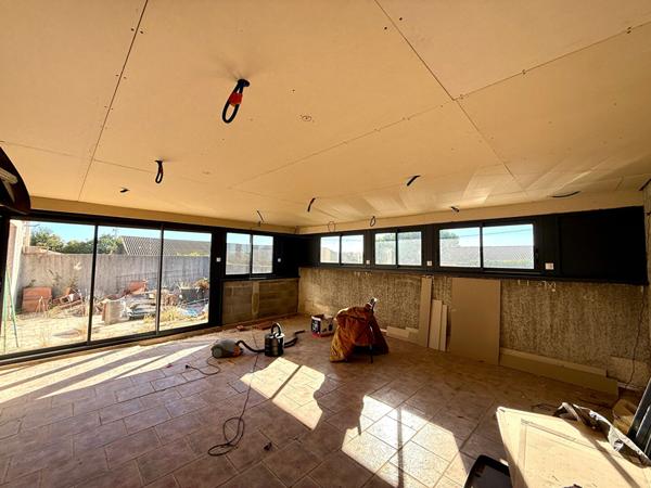 Appartement T 2 avec terrasse et véranda