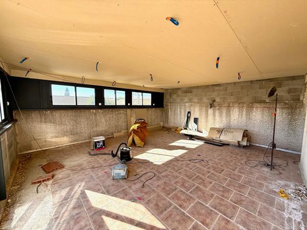 Appartement T 2 avec terrasse et véranda