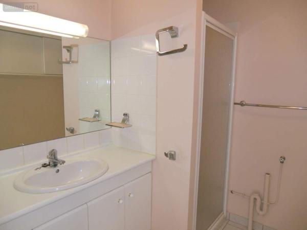 Appartement à louer à Tours dans l'Indre-et-Loire (37000), ref : 001/1841   
TOURS Centre