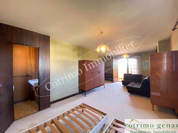 GENAS Maison 200m²+S/sol 180m² +Terrain 1186m²
