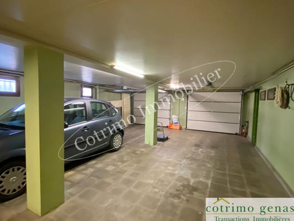 GENAS Maison 200m²+S/sol 180m² +Terrain 1186m²
