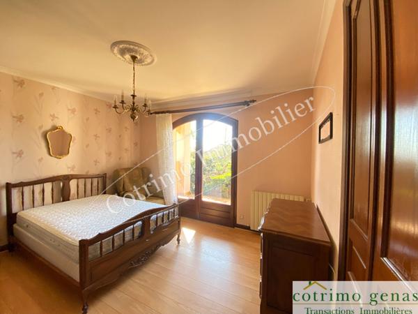 GENAS Maison 200m²+S/sol 180m² +Terrain 1186m²