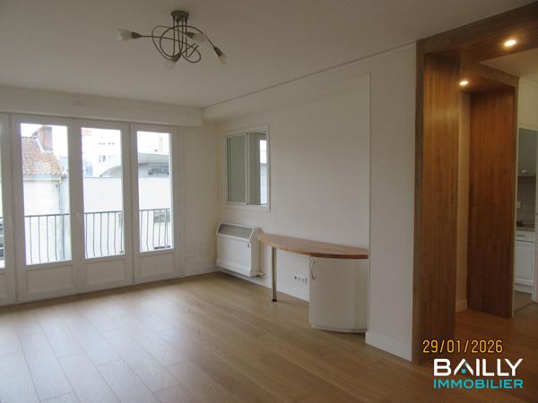 Appartement La Roche Sur Yon 3 pièce(s) 70.90 m2 , La roche sur yon