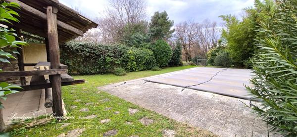 Maubec (84660) Demeure du 18ème, secteur MAUBEC, PETIT COUSTELLET, OPPEDE