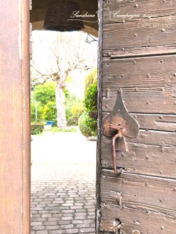 Maubec (84660) Demeure du 18ème, secteur MAUBEC, PETIT COUSTELLET, OPPEDE