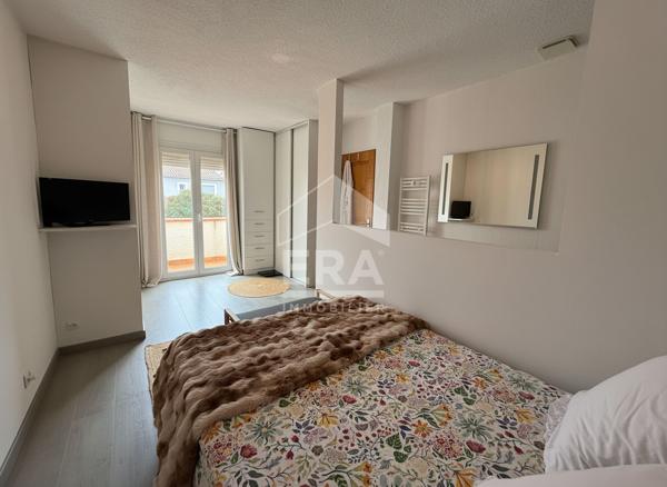 Villeneuve de la Raho : Maison 6 pièces, 4 chambres et jardin avec piscine à vendre