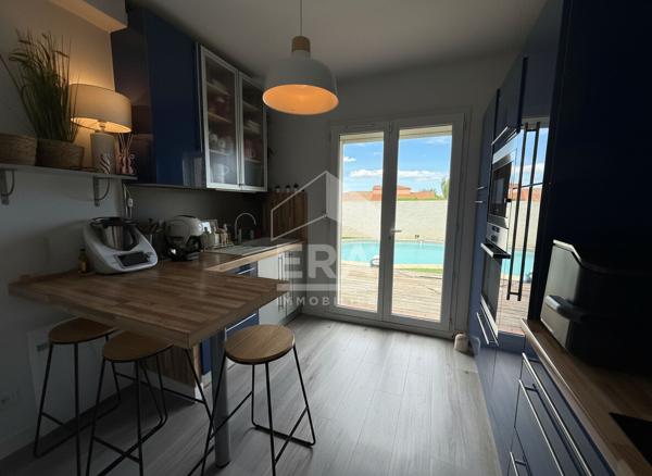 Villeneuve de la Raho : Maison 6 pièces, 4 chambres et jardin avec piscine à vendre