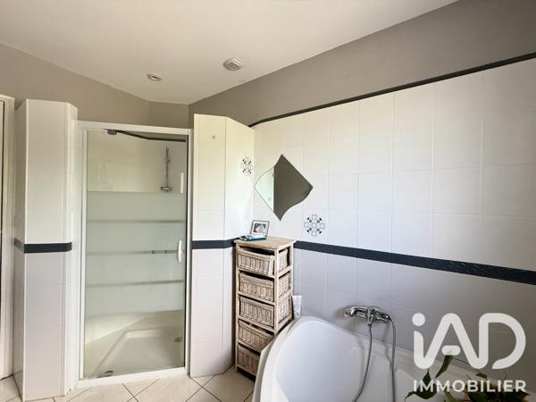 Maison à vendre 5 pièces 137 m² Saint-André-d'Allas