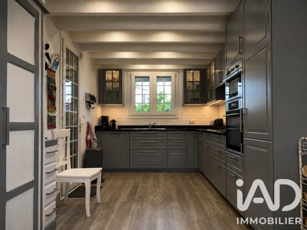Maison à vendre 6 pièces 145,5 m² Saint-Vincent-de-Tyrosse