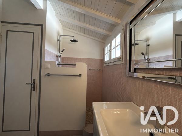 Maison à vendre 6 pièces 145,5 m² Saint-Vincent-de-Tyrosse
