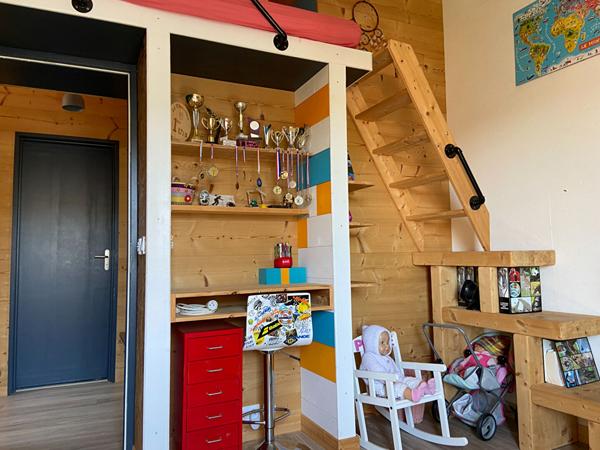 Maison St Hilaire De Riez 4 ch sur 1 309 m2 de terrain boisé à 1,7 km de la plage de SION