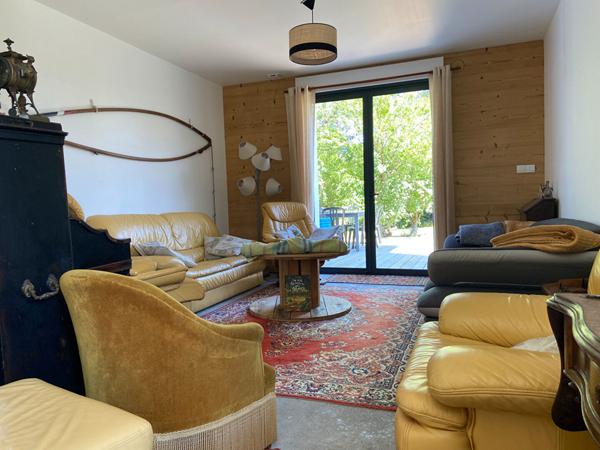 Maison St Hilaire De Riez 4 ch sur 1 309 m2 de terrain boisé à 1,7 km de la plage de SION