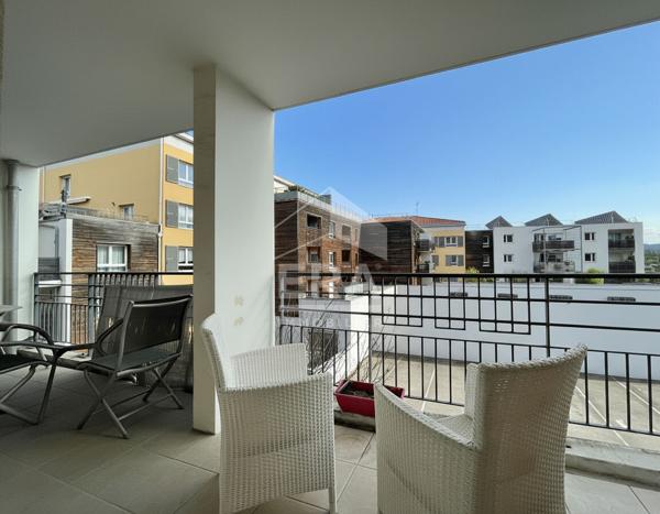 Lozanne  Gare à pied -Appartement T3 de 73 m² -Résidence sécurisée