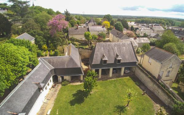 Manoir 11 pièces à Le Coudray-Macouard