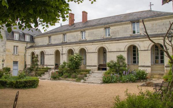 Manoir 11 pièces à Le Coudray-Macouard