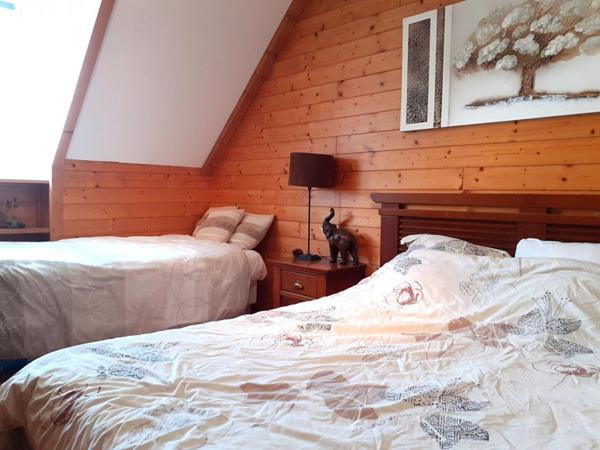 Maison 7 pièce(s) 130 m2  à Crozon (29 160) à 2 pas de la grande plage de Morgat