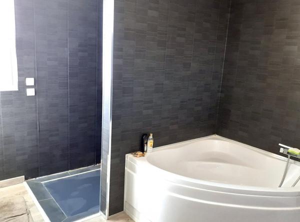 Maison 7 pièce(s) 130 m2  à Crozon (29 160) à 2 pas de la grande plage de Morgat