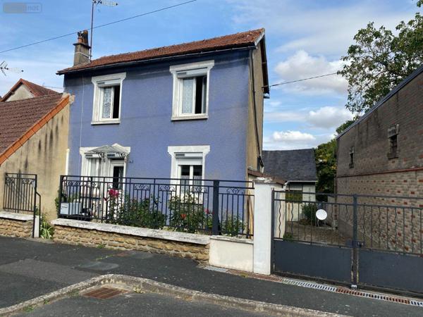 Maison de ville à vendre à Buzançais dans l'Indre (36500), ref : 1051362