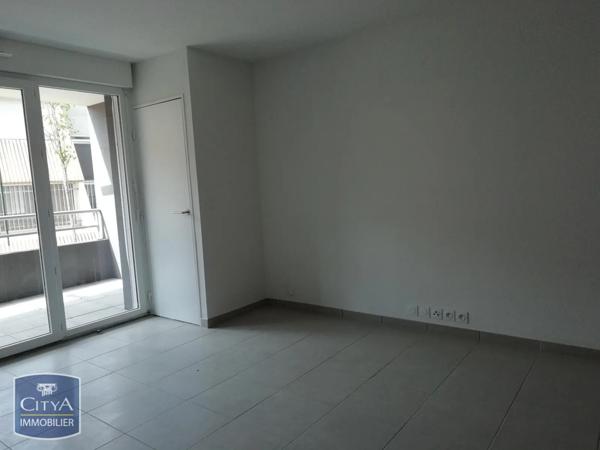 Appartement à louer 2 pièces 40.3m²