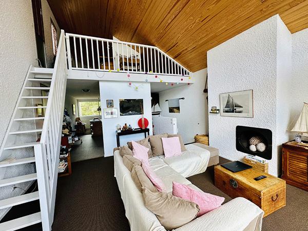 Cap Ferret en 1ère ligne, superbe appartement d’architecte en prise directe avec le bassin